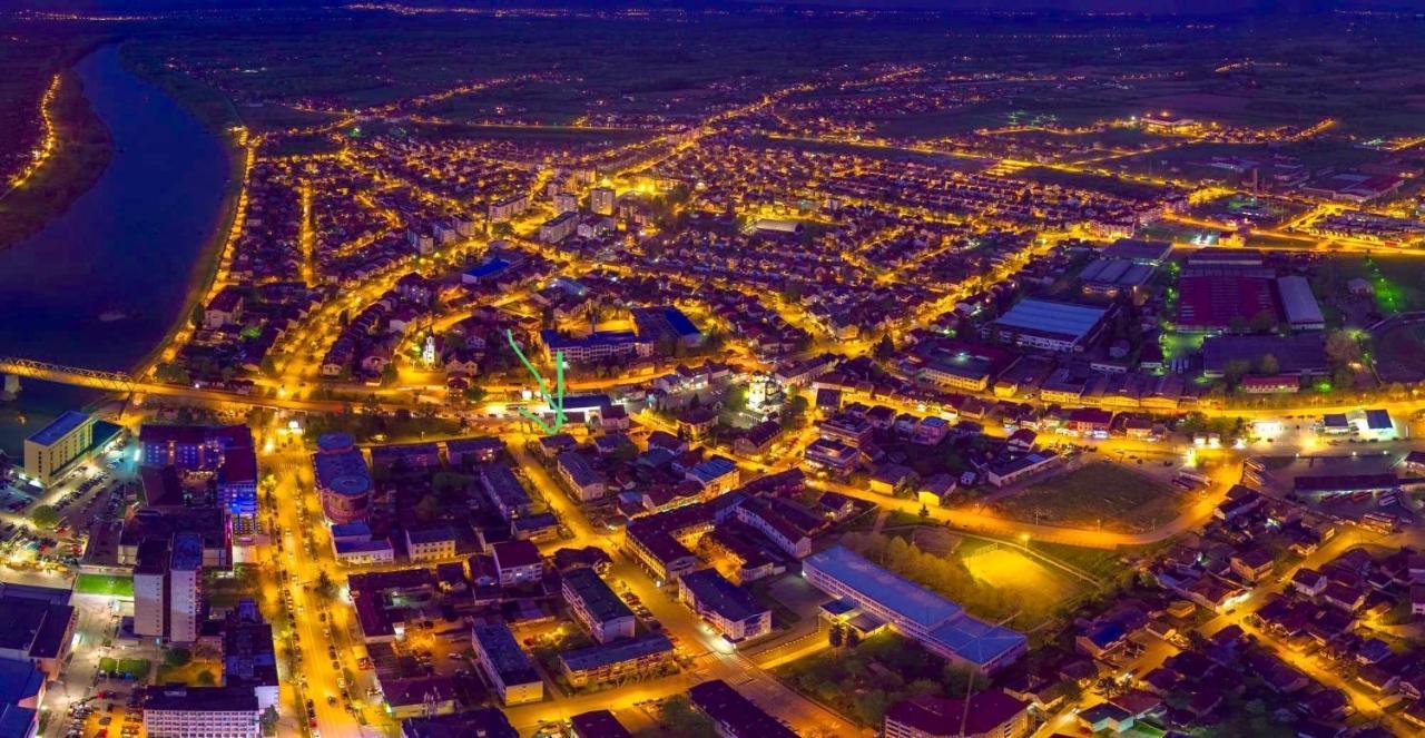 Apartmán Stan Na Dan Gradiska/Bos. Gradiska Exteriér fotografie